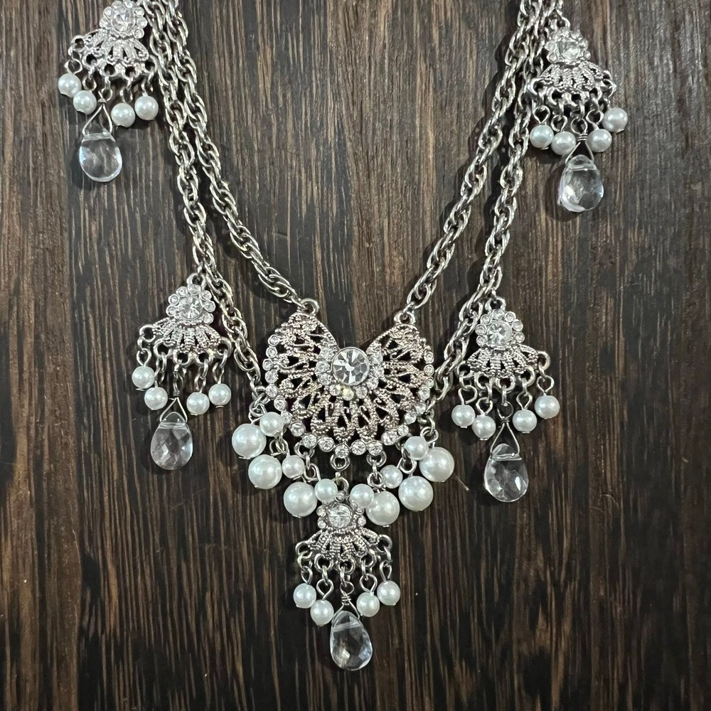 White House Black Market Statement Necklace Womens OS Silver Pearl Crystal Bib